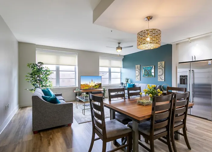 Modern & Fully Furnished Apartments In The Heart Of The City